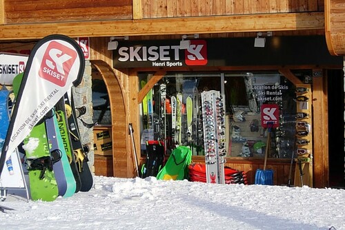 Ski hire Alpe d'Huez - Henri Sports on the slopes at Rond Point des Pistes