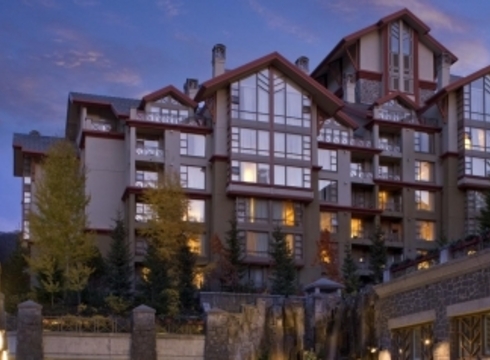 Hotel Westin Resort & Spa ski hotel in Whistler