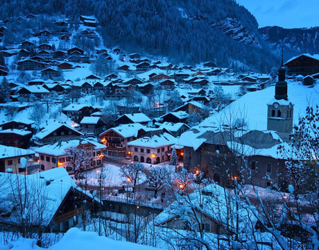 Chalets in Morzine - a view across the old centre of the resort Chalets in Morzine - a view across the old centre of the resort