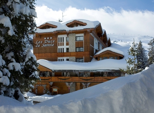 Hotel Ducs De Savoie ski hotel in Courchevel 1850