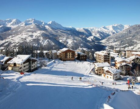 ski chalets and hotels in Sauze d'Oulx Italy ski chalets and hotels in Sauze d'Oulx Italy