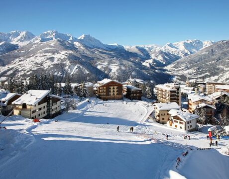 ski chalets and hotels in Sauze d'Oulx Italy