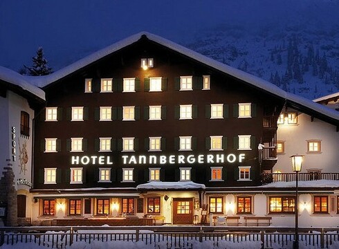 Hotel Tannbergerhof ski hotel in Lech