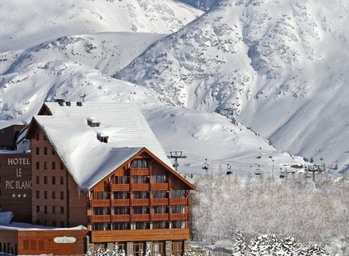 Hotel Pic Blanc ski hotel in Alpe d'Huez