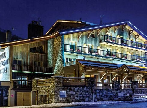 Hotel Le Samovar ski hotel in Val d'Isere