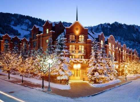 Hotel St Regis ski hotel in Aspen