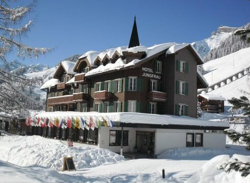Hotel Jungfrau ski hotel in Murren