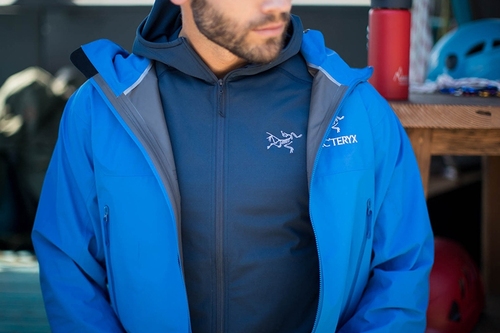 Ski clothing - Arc'teryx outer layer jacket