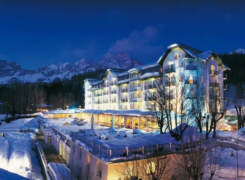 Hotel Cristallo Spa & Golf ski hotel in Cortina d'Ampezzo