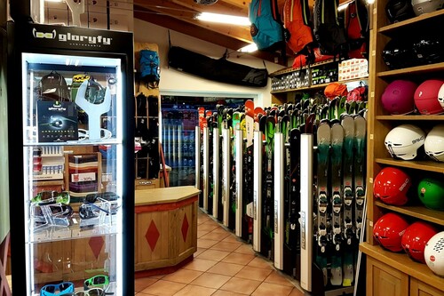Ski hire Canezei -  the Northland shop