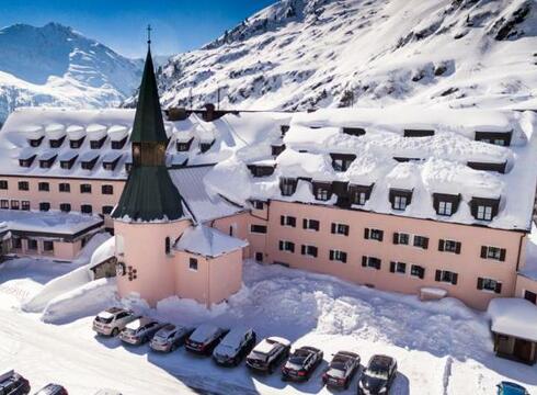 Hotel Arlberg Hospiz ski hotel in St Christoph