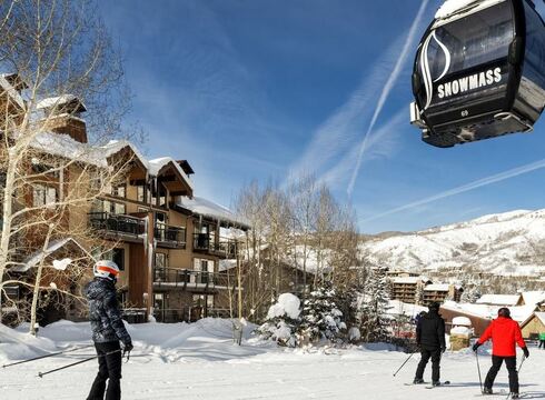 Hotel Crestwood ski hotel in Snowmass