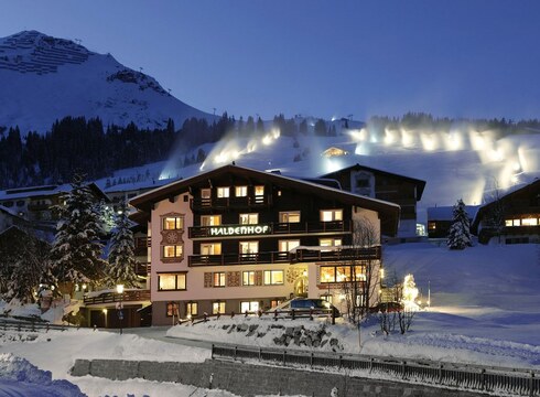 Hotel Haldenhof ski hotel in Lech