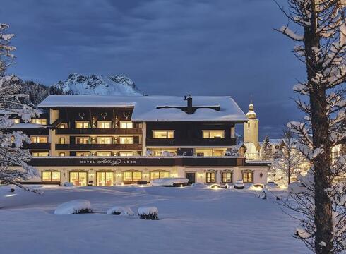 Hotel Arlberg ski hotel in Lech