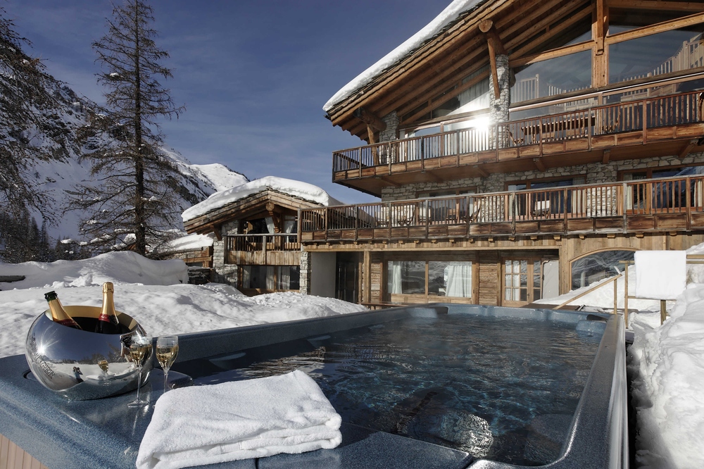 The Chardon Lodge hot tub with amazing views