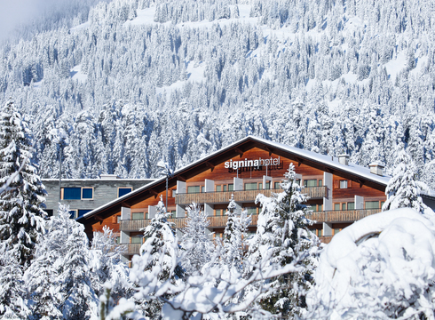 Hotel Signina ski hotel in Laax