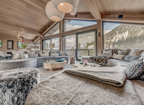 Chalet Bacchus ski chalet in Courchevel Moriond