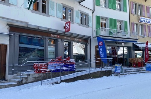 Ski hire Wengen - the Skiset shop on the main Dorfstrasse