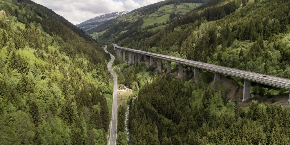 Brenner pass road